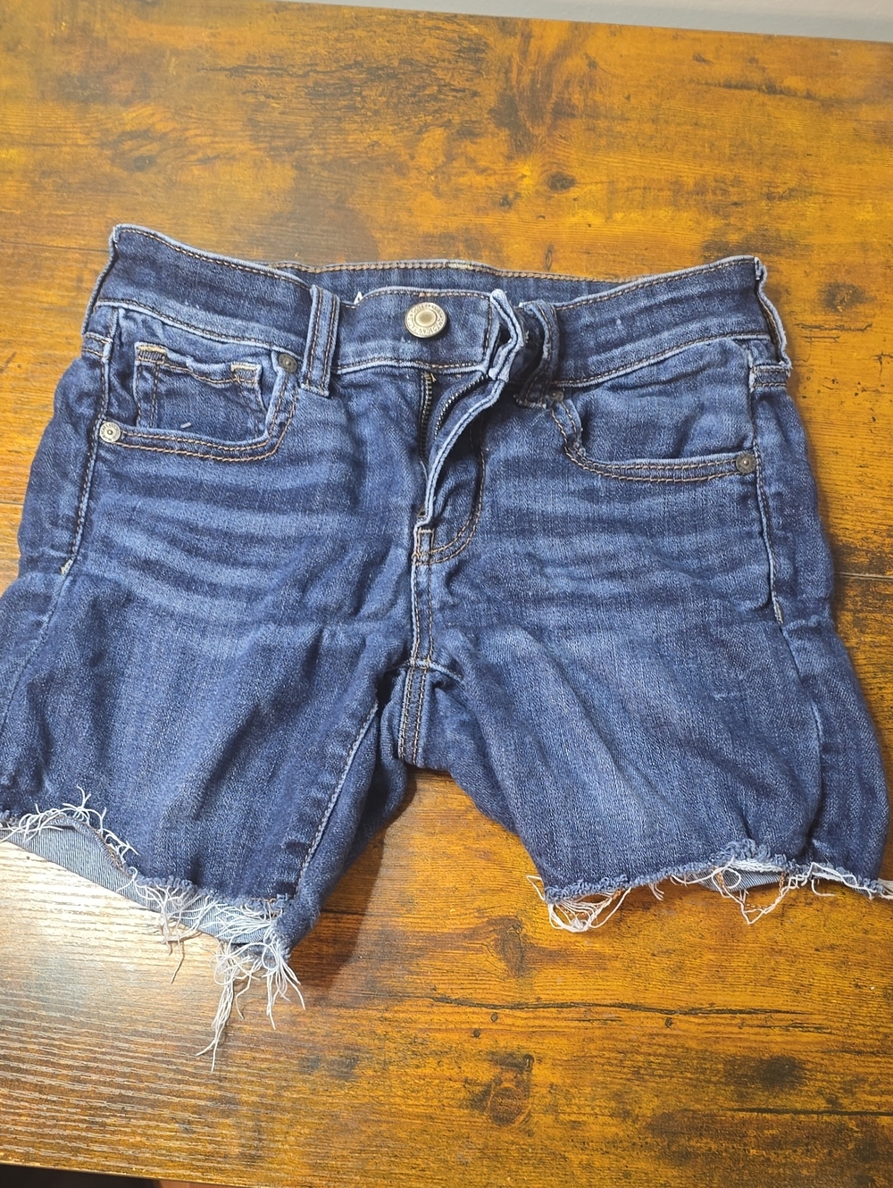 American Eagle Super Stretch Raw Hem Denim Shorts Size: US 0